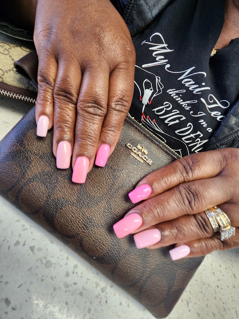 Michellz Nailz, nail salon in Florence, SC, photo 3 of 9